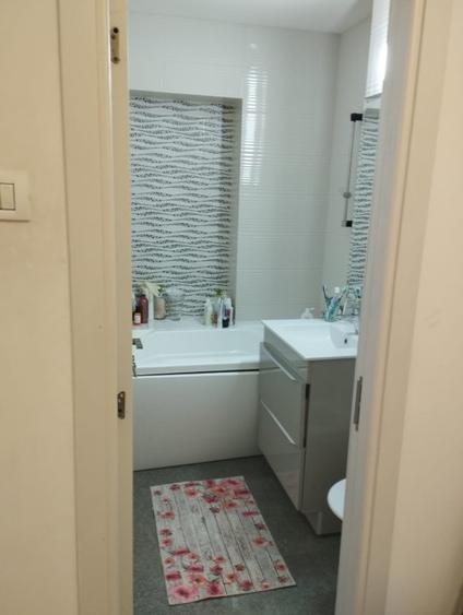 Apartament cu 4 camere decomandat, etaj 1, zona Pacurari - 14