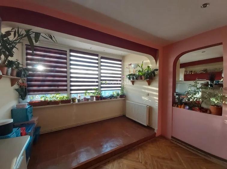 Apartament 3 camere pe Grigore Alexandrescu Apartament 3 camere pe Grigore Alexandrescu