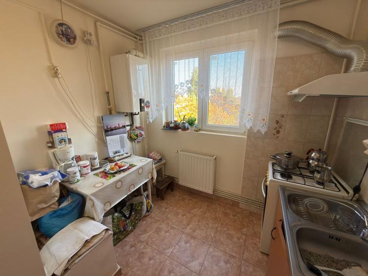 Apartament 4 camere, cetrala termica, boxa 12 mp in acte, str. Gura Ialomitei 5 - 2