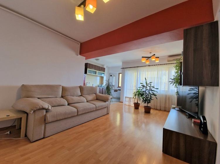 Titan , Nicolae Grigorescu -2 camere -350 Euro - 3