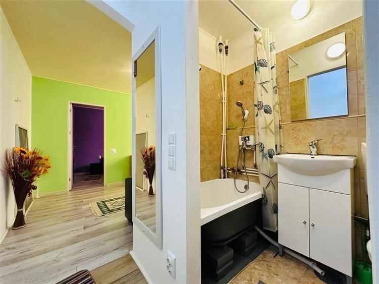 GARSONIERA, ETAJUL 1, ZONA ROGERIUS, ALEEA ROGERIUS - 3