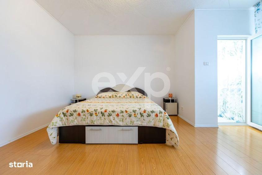 Casa / Vila cu 6 camere de vanzare - 6