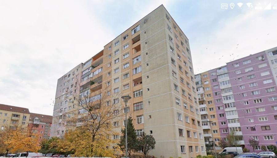 Apartament 3 camere decomandate si pivnita in Sibiu V Aaron - 1