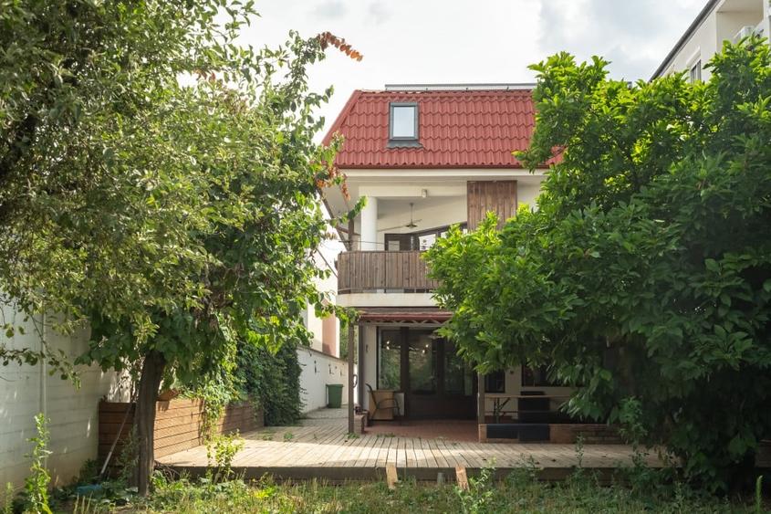 VANZARE VILA 12 CAMERE POPESTI LEORDENI – DRUMUL FERMEI – COMISION 0% - 51