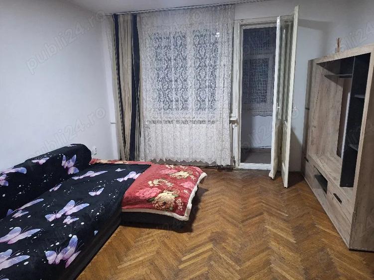 Inchiriez apartament cu 3 camere - 1
