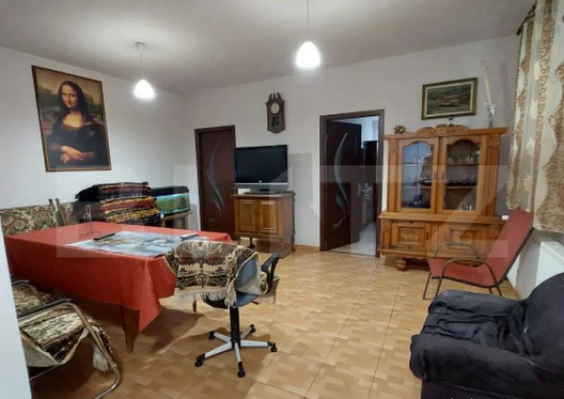 Casa/Spatiu Comercial, 620 mp, pe 3 nivele: demisol, parter, - 12