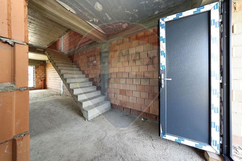 Intreg duplex de vanzare in cartier Izvor, Brasov - 8