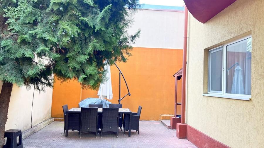 Casa individuala 5 camere I Posibil spatiu comercial I 300 mp I Parcul Lacul Tei - 3