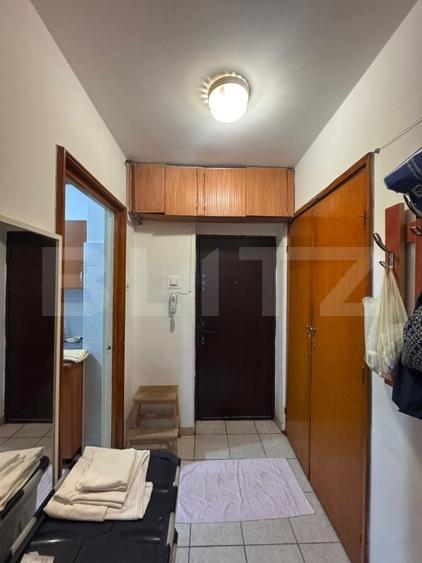 Apartament de 3 camere, 70 de mp, zona Alexandru Obregia - 3