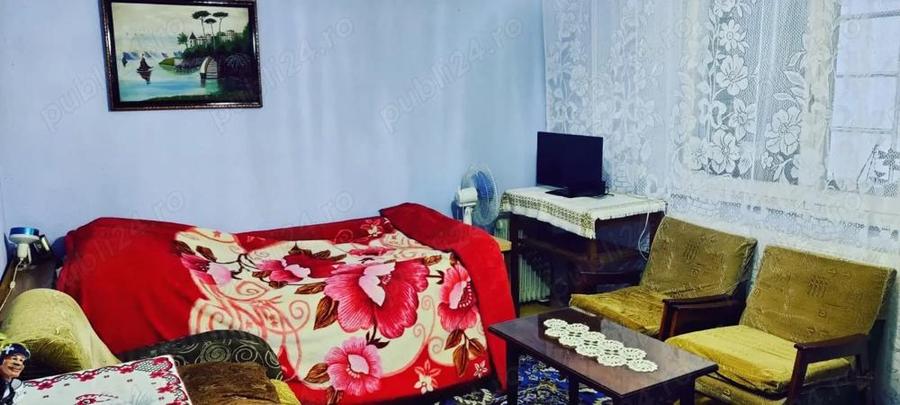 Persoana fizica inchiriez apartament 3 camere mobilat si utilat decomandat parter langa Complex Nord - 2