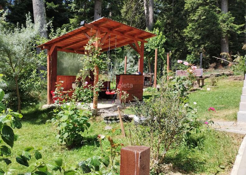 Busteni zona garii apartament 3 camere in vila