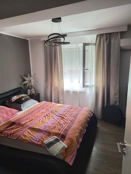 Vand apartament 3 camere - 14