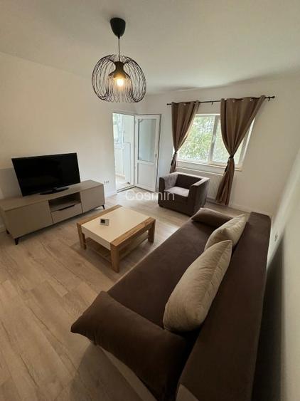 De inchiriat apartament 2 camere decomandate Faleza Nord De inchiriat apartament 2 camere decomandate Faleza Nord