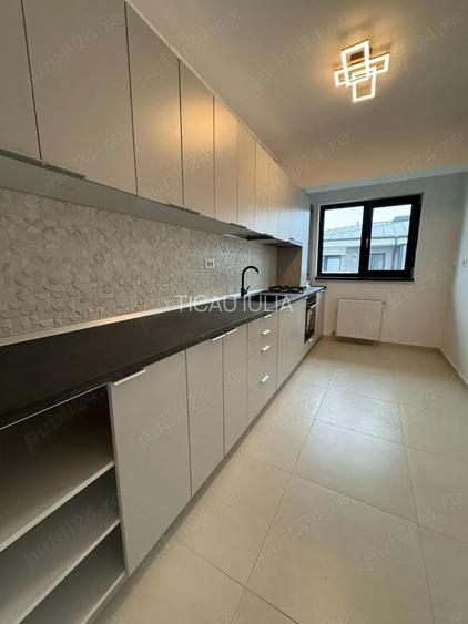 Garsoniera Bloc Nou! 9 Km 20 de min de Piata Unirii, statia STB in fata Garsoniera Bloc Nou! 9 Km 20 de min de Piata Unirii, statia STB in fata