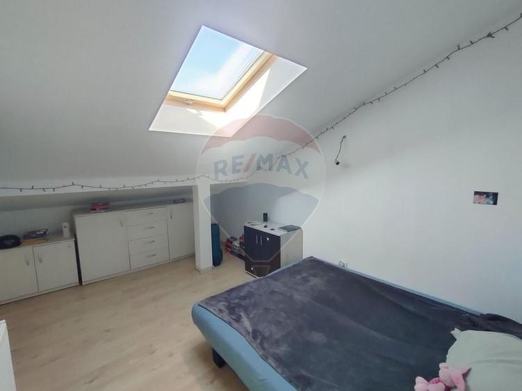 Apartament de vanzare - 3