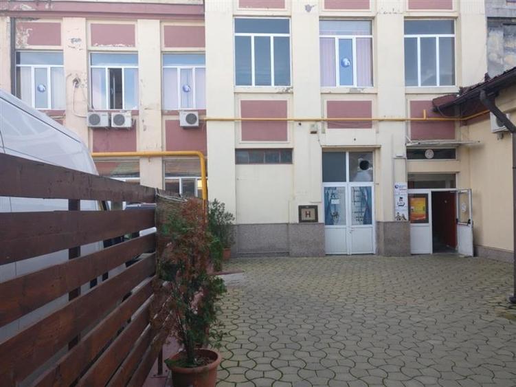 Inchirieri spatii birouri/depozitare/productie  - 184 mp - 4