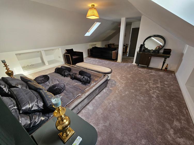 Vânzare Vilă Superbă Independentă P+1E+M, 244mp, Chiajna-Viilor - 34