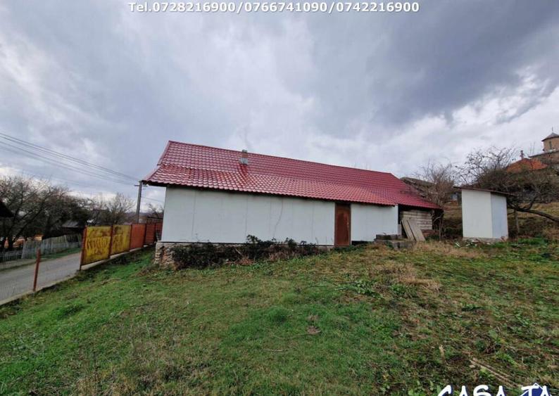 Casa situata in Oras Tismana - Valcele - 1