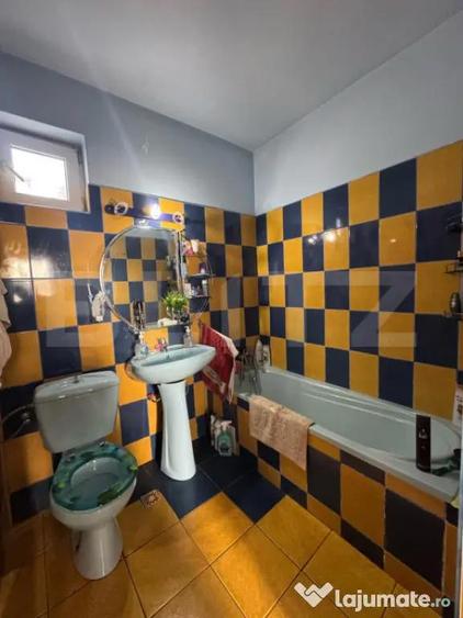 Casa de vanzare, cu 4 camere, 180 mp, in Simeria - 2