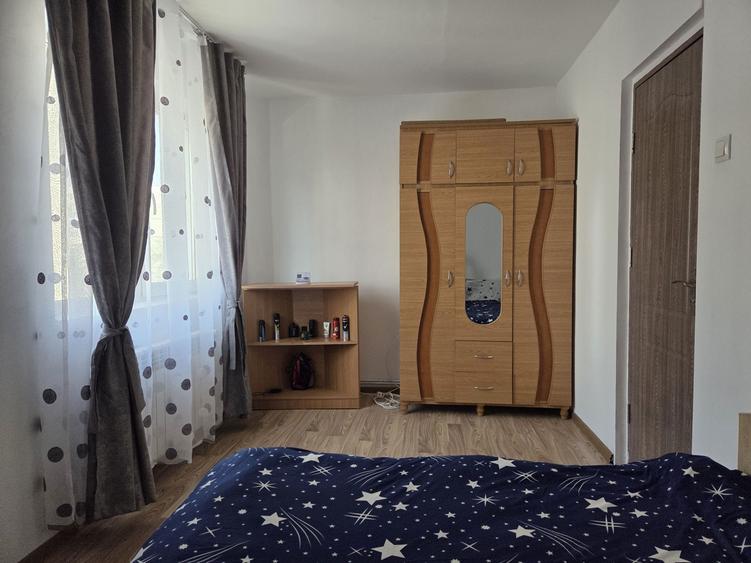 Apartament 2 camere, etaj 2. Bl.215 - 5