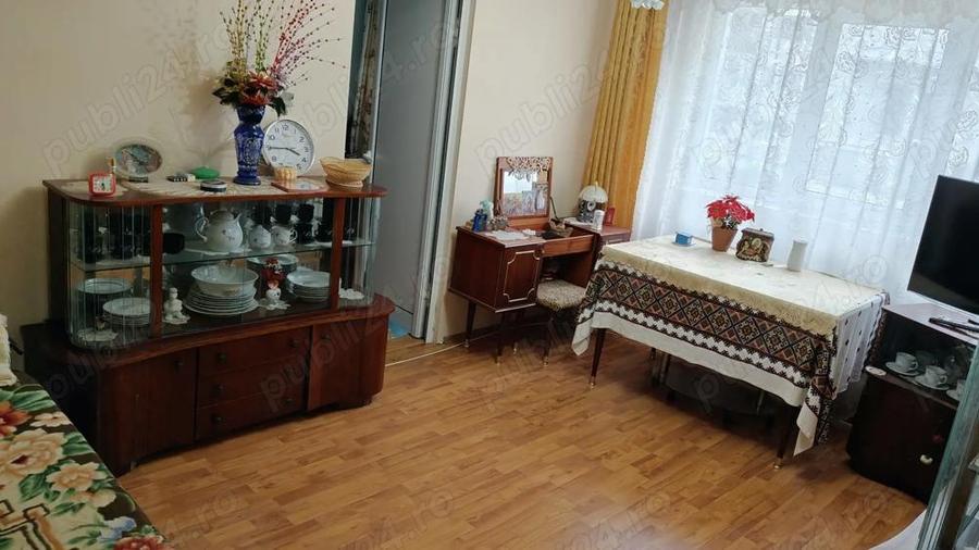 Aparmament cu 3 camere de inchiriat in Campina - 2