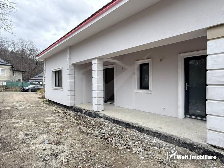 Casa moderna, aproape de oras - 1