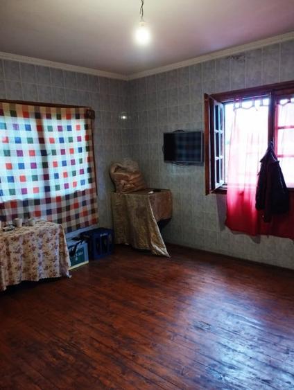 SE VINDE CASA FOARTE SPATIOASA CU TEREN 1200 MP IN LOCALITATEA CALUGARENI GR - 7