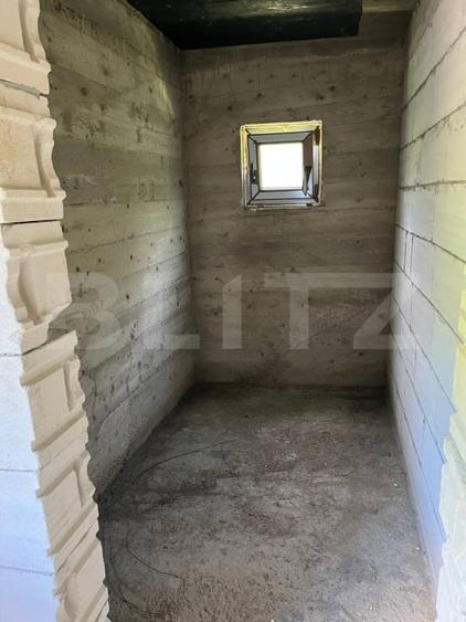 Cabana 5 camere, teren de 1000 mp, Valea Ierii - 11