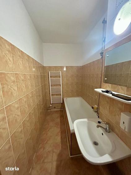 Garsoniera cocheta in bloc de apartamente, zona Centrul Civic! - 4