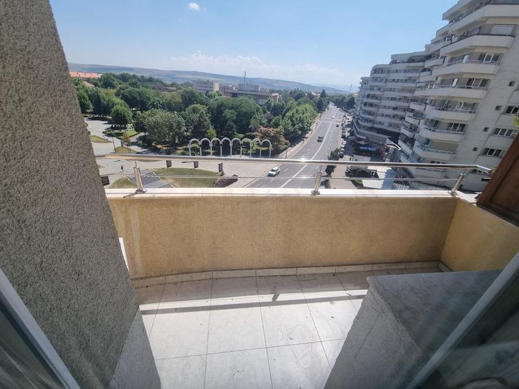Apartament 4 camere, vedere panoramică spre Parcul Cetății, 380E/luna - 9