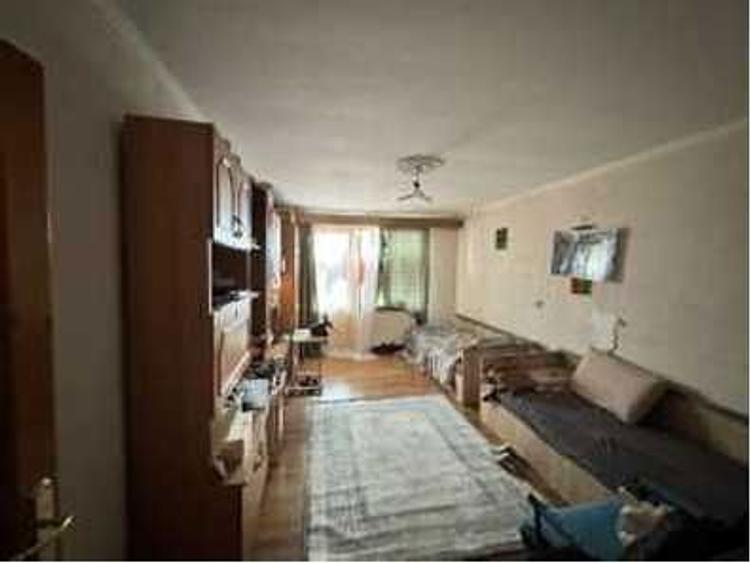 Apartament de vanzare - 2