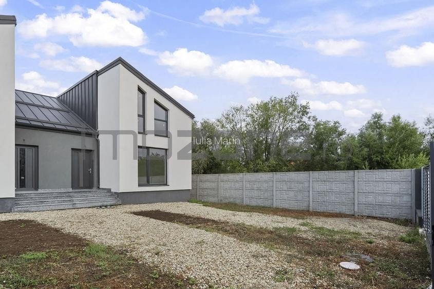 Casa spațioasă P+M, 195 mp, 3 dormitoare și 3 băi – Buftea