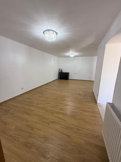 Casa individuala - Gata de Mutat - 4 Camere - 10