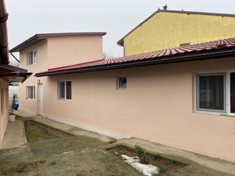 Vind casa cu teren - 2