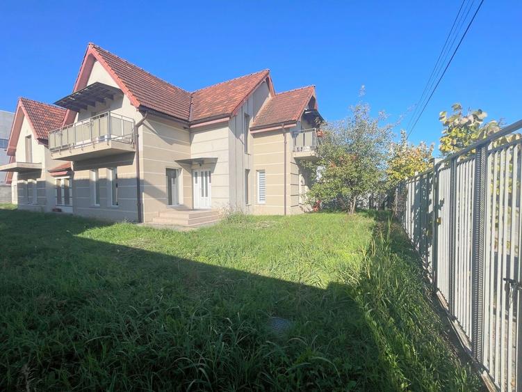 Spațiu de birouri / clinică de vanzare - 53