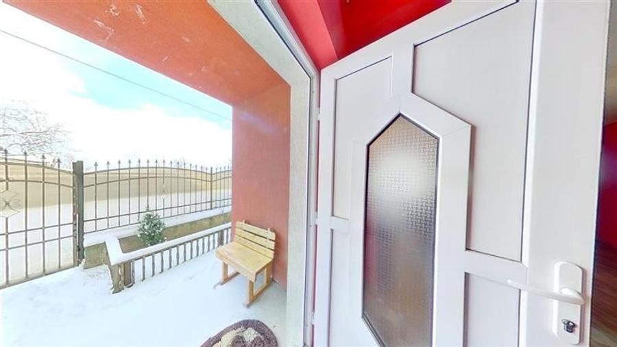 Acasa in Rasnov:Casa cu 5 camere,curte mare si liniste deplina, 500 mp teren, Ce - 17