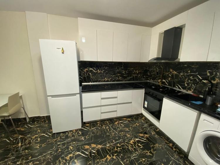 Apartament 2 camere la cheie, parcare, zona Vivo - 9