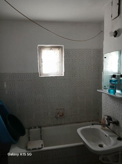 Inchiriez apartament cu trei camere - 4