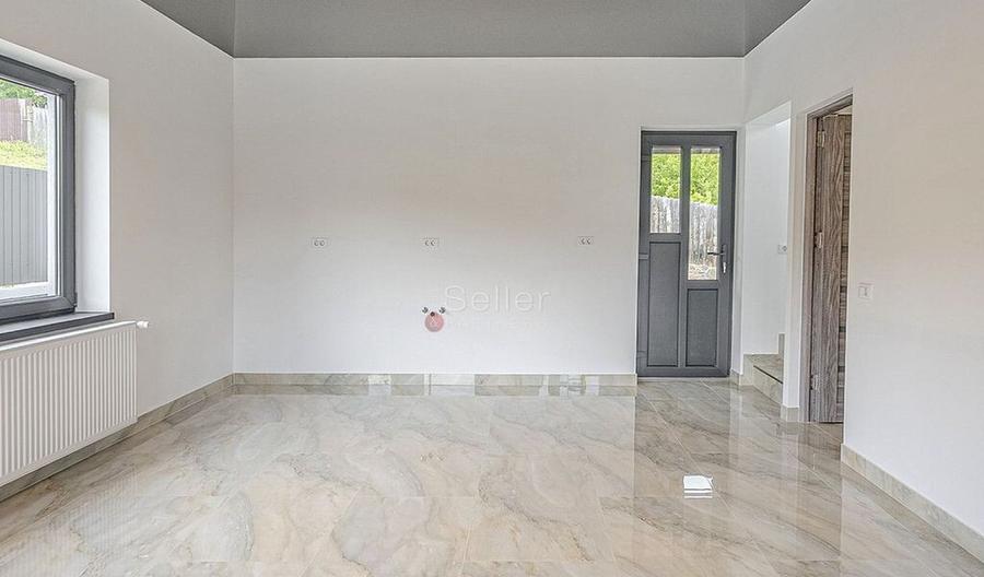 Zona Linistita Structura Generoasa - 16