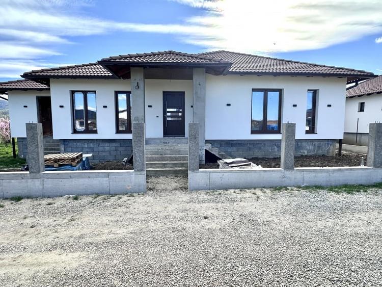 Casa noua cu 4 camere finisata in Sard 105 mp cu teren de 500 - 3