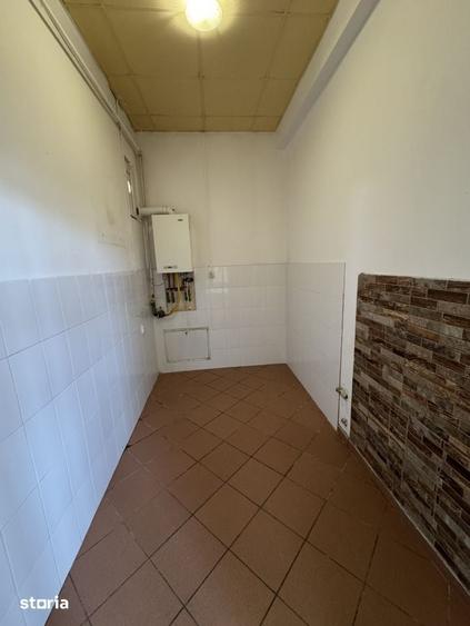 Spațiu comercial, de 50 mp, în Central