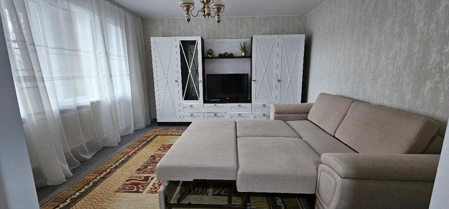 Apartament cu 2 camere decomandat în Plopilor