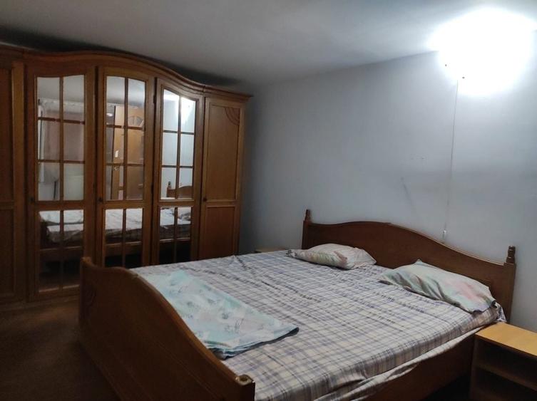 Casă cu 4 camere în Dosu Bricii