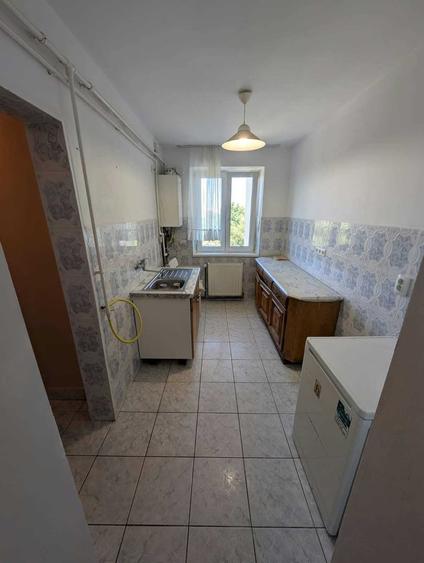 Apartament cu 2 camere decomandat în Exterior Vest
