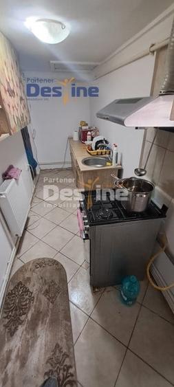 Casă individuală cu 2 camere cu Teren 100 Mp în Galata