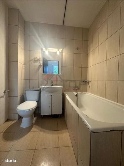 Inchiriere Apartament cu 2 camere Decomandat Nicolina 1 - 5