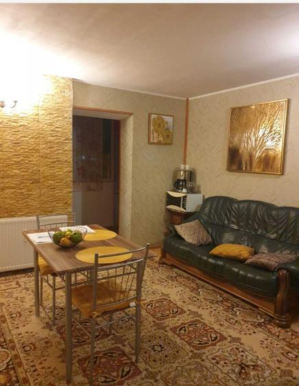 Apartament cu 3 camere decomandat în Nufărul
