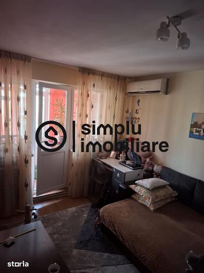 Apartament cu 3 camere în Craiovița Nouă