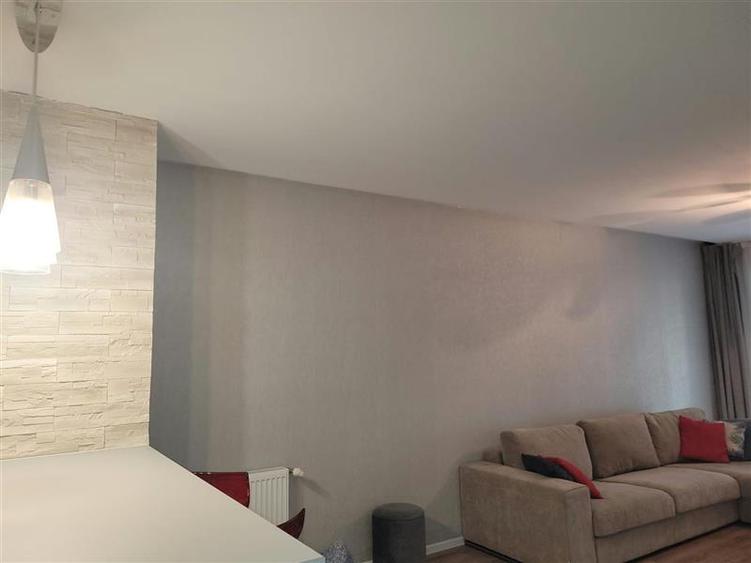 Apartament cu 2 camere circular, mobilat în Central