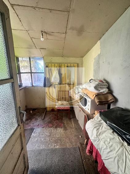 Casă individuală cu 3 camere cu Canalizare în Plopi